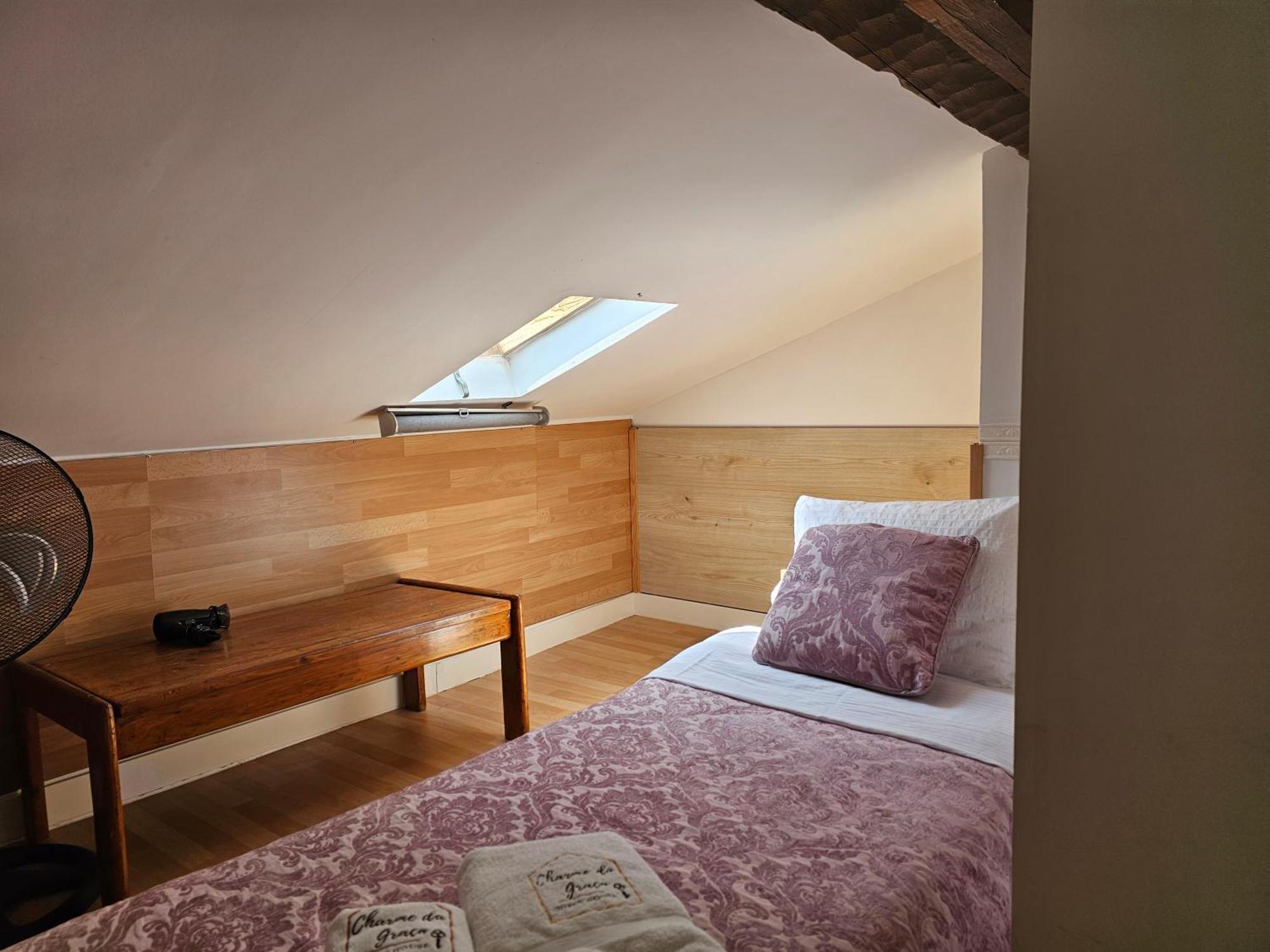Graca Guest House Lisbon Room photo